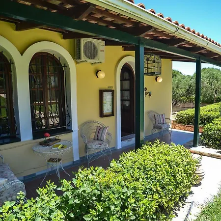Amboula Lejlighedshotel Tragaki