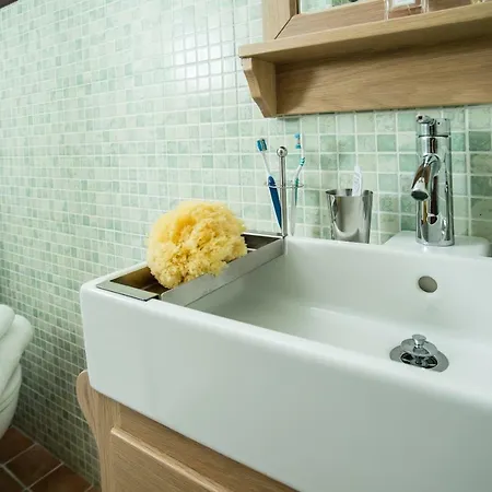 Apart Otel Amboula Tragaki