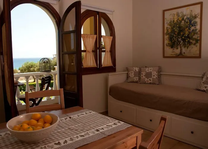 Aparthotel Amboula 4*