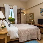 Aparthotel Amboula Tragaki