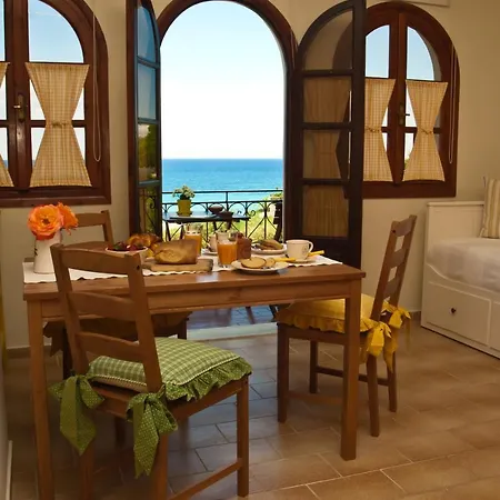 Amboula Hotel de apartamente Tragaki